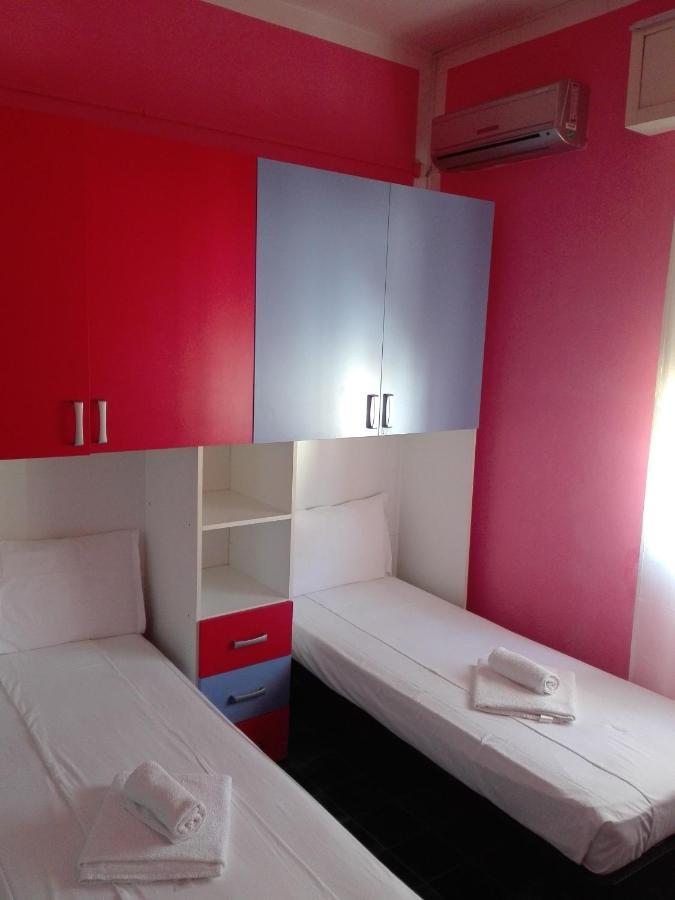 רימיני Hotel Villa Lorena מראה חיצוני תמונה