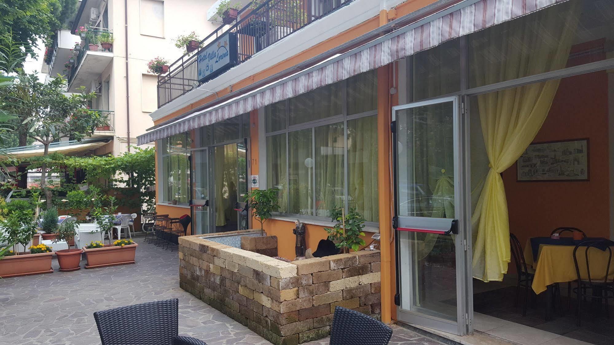 רימיני Hotel Villa Lorena מראה חיצוני תמונה